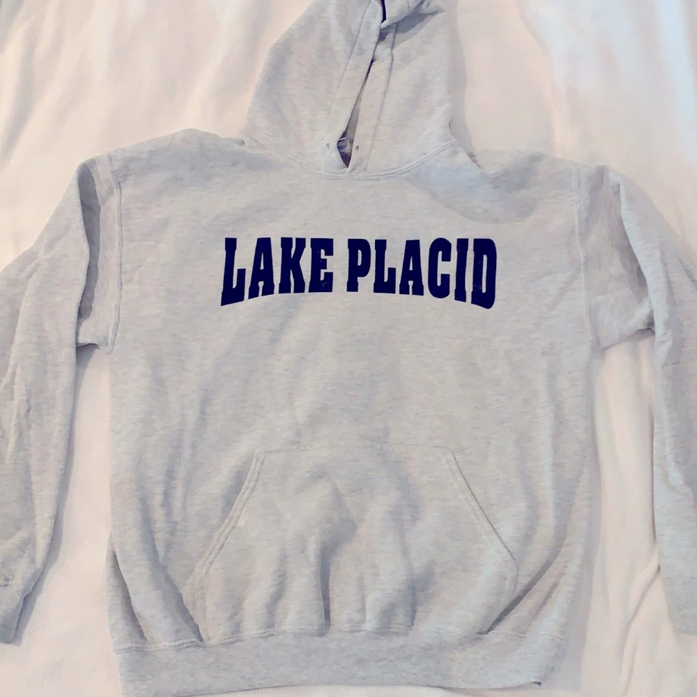 Authentic vintage lake placid sweatshirt!!!